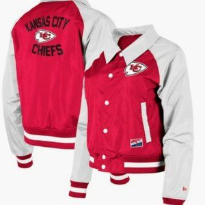Women's New Era Red Kansas City Chiefs Coaches Raglan Jacket - Medium